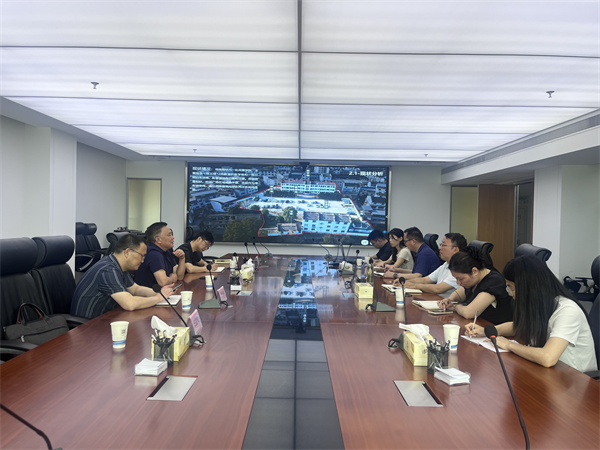 5月21日，洪董帶隊(duì)赴安徽省旅游規(guī)劃院，就石潭景區(qū)規(guī)劃設(shè)計(jì)事宜座談交流。.jpg
