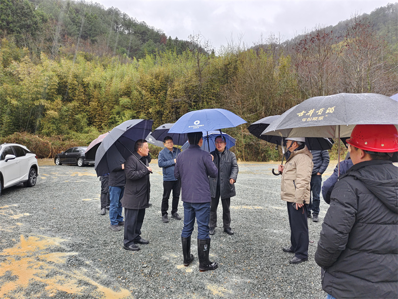 2月21日，汪凱書記一行調研防洪項目開工儀式現場，洪董、張總陪同調研.jpg